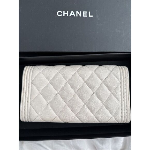 Chanel Boy Cream Beige Gold Tone Long Quilted Wallet W/box - Picture 15 of 16